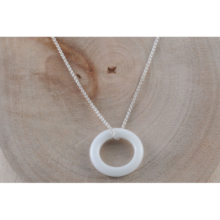 Chaîne argent/cercle avec pierre