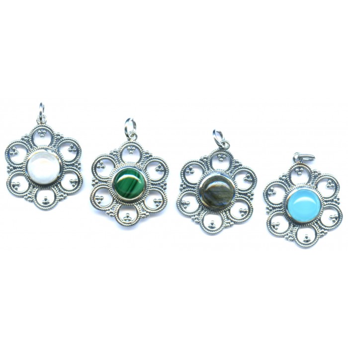 Pendentif argent pierre/fleur ethnique ajouré
