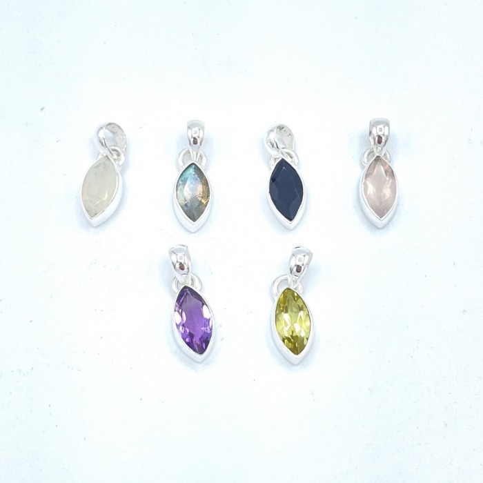 Pendentif argent / pierre facettes