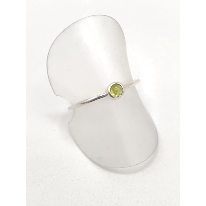 Bague argent pierre / mini Peridot